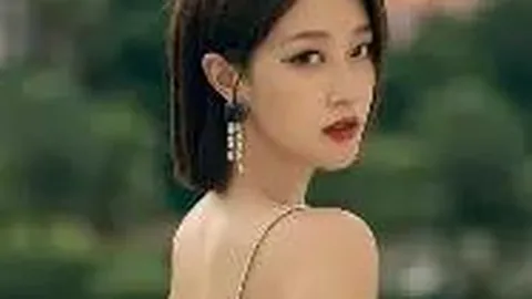 “足球界最新速递：亿元级新王诞生！拜仁租借切尔西巨星，曼联完成三人转会”