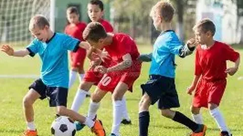 “激情四溢！饶州监狱篮球队连胜势头强劲！”